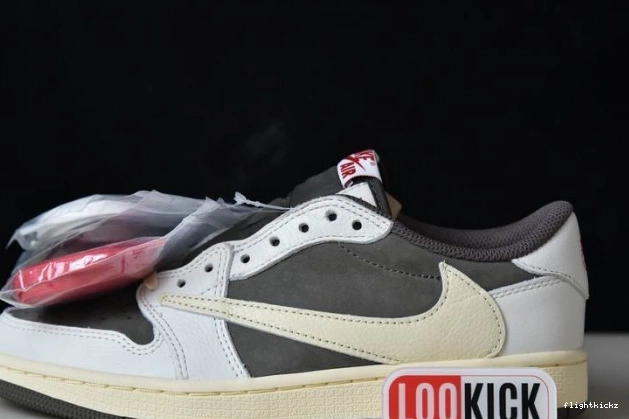 Travis Scott DM7866-162 1 Mocha Air Reverse x Jordan 1115